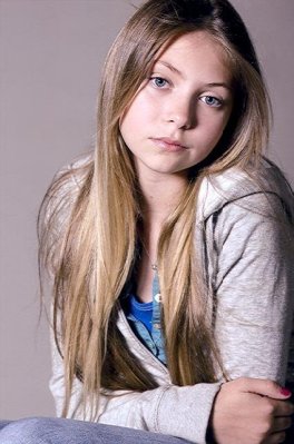 Taylor Momsen photo