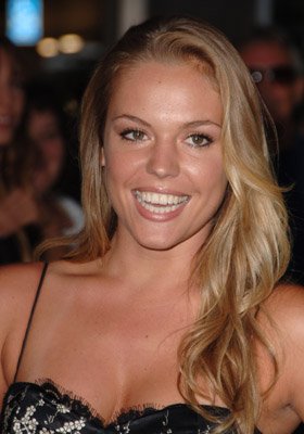 Agnes Bruckner photo