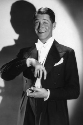 Maurice Chevalier photo