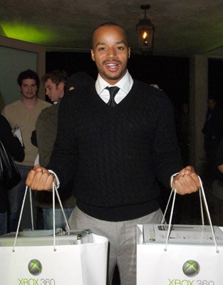Donald Faison photo