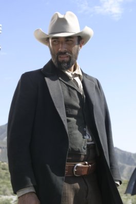 Francesco Quinn photo