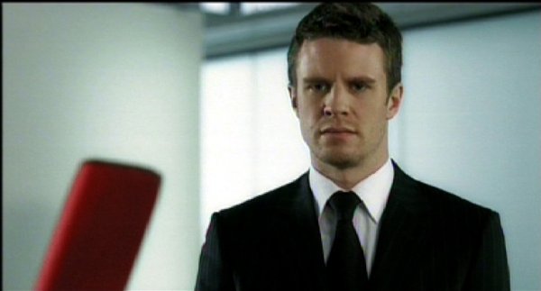 Luke Mably photo