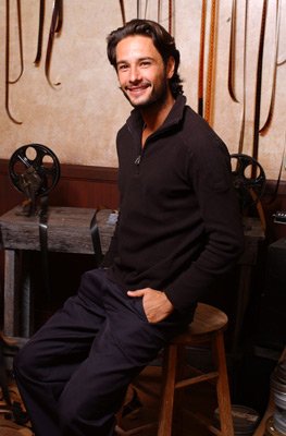 Rodrigo Santoro photo