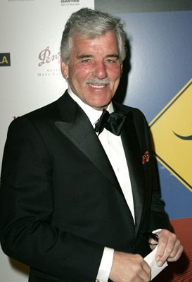 Dennis Farina photo