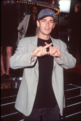 Luke Perry photo