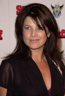 Daphne Zuniga photo