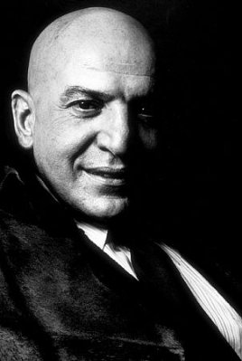 Telly Savalas photo