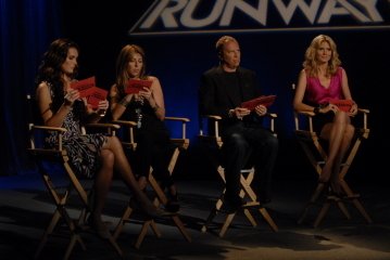 Brooke Shields photo