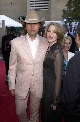 Dwight Yoakam photo