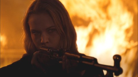 Agnes Bruckner photo