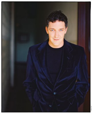 Simon Reynolds photo