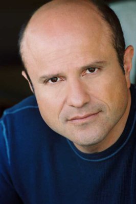 Enrico Colantoni photo