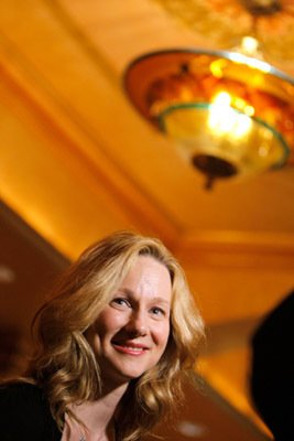 Laura Linney photo