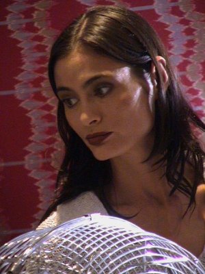 Charlotte Lewis photo