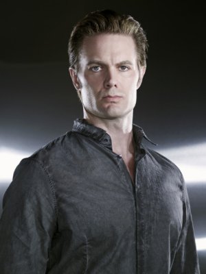 Garret Dillahunt photo