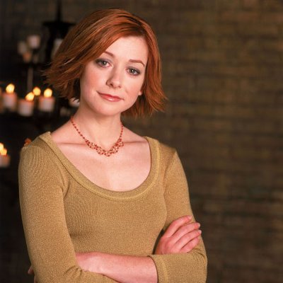 Alyson Hannigan photo