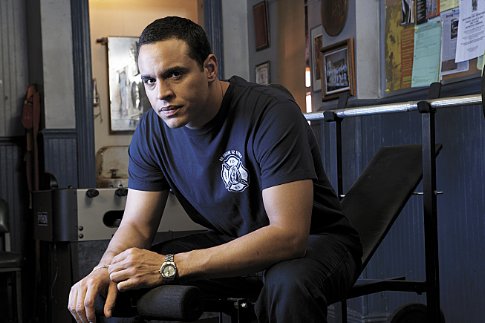 Daniel Sunjata photo