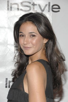 Emmanuelle Chriqui photo
