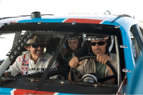 Madeline Carroll photo