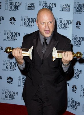 Michael Chiklis photo