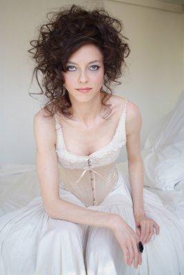 Juliet Landau photo