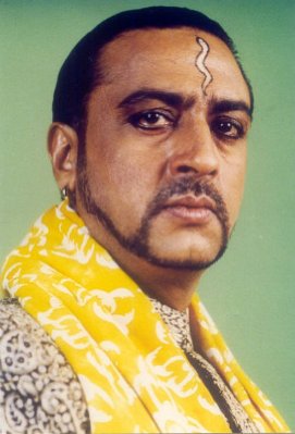 Gulshan Grover photo