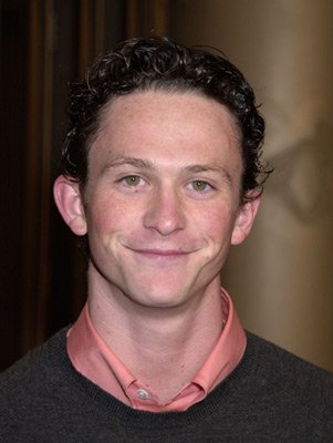 Jonathan Tucker photo