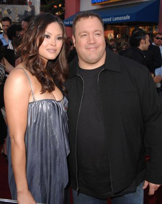 Kevin James photo