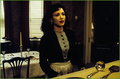 Bebe Neuwirth photo