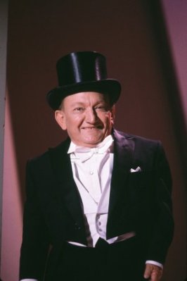 Billy Barty photo