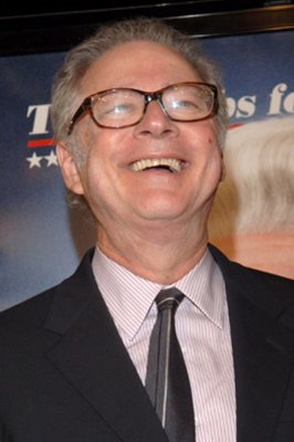 Barry Levinson photo