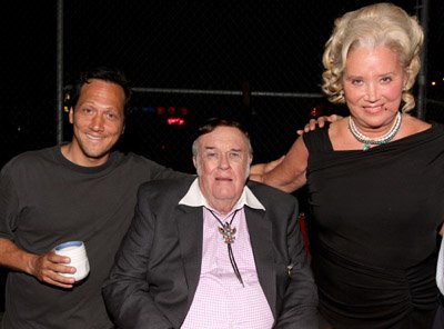 Sally Kirkland photo