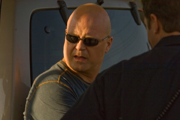 Michael Chiklis photo