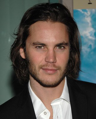 Taylor Kitsch photo
