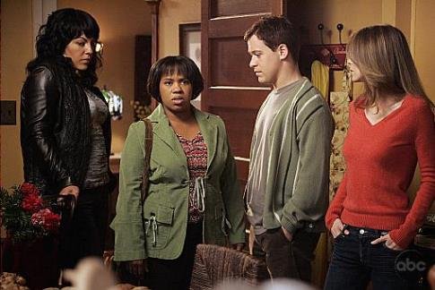 Chandra Wilson photo