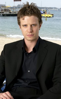 Luke Mably photo