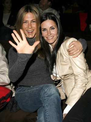 Courteney Cox photo