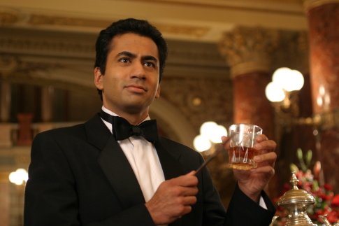 Kal Penn photo