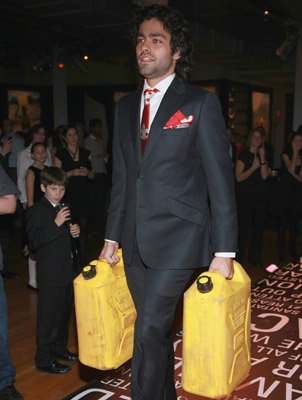 Adrian Grenier photo