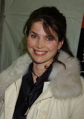 Julia Ormond photo