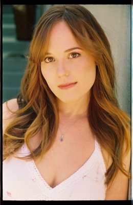 Stephi Lineburg photo