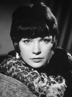 Shirley MacLaine photo