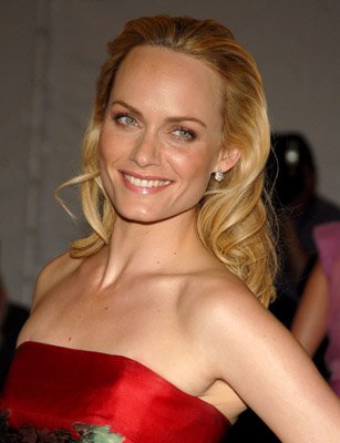 Amber Valletta photo
