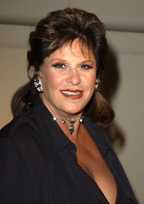 Lainie Kazan photo