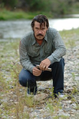 Josh Brolin photo