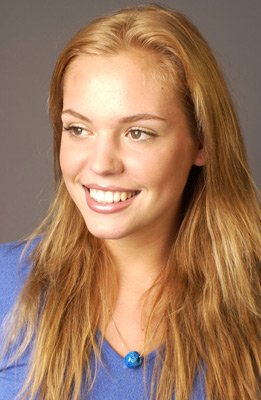 Agnes Bruckner photo