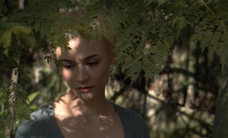 Samaire Armstrong photo