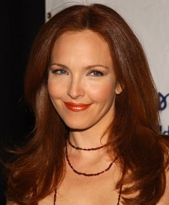 Amy Yasbeck photo