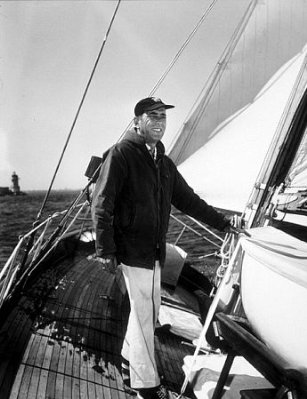 Humphrey Bogart photo