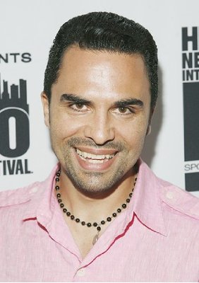 Manny Perez photo